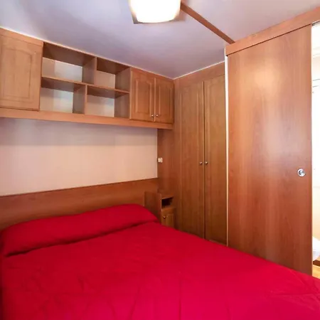 בית נופש Mobilehomes In Pieve Vecchia - Norditalienische Seen 22044